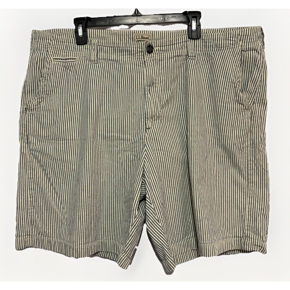 L L Bean Shorts Mens 42 Seersucker Blue White Stripe Flat Front Preppy Chino Y2K
